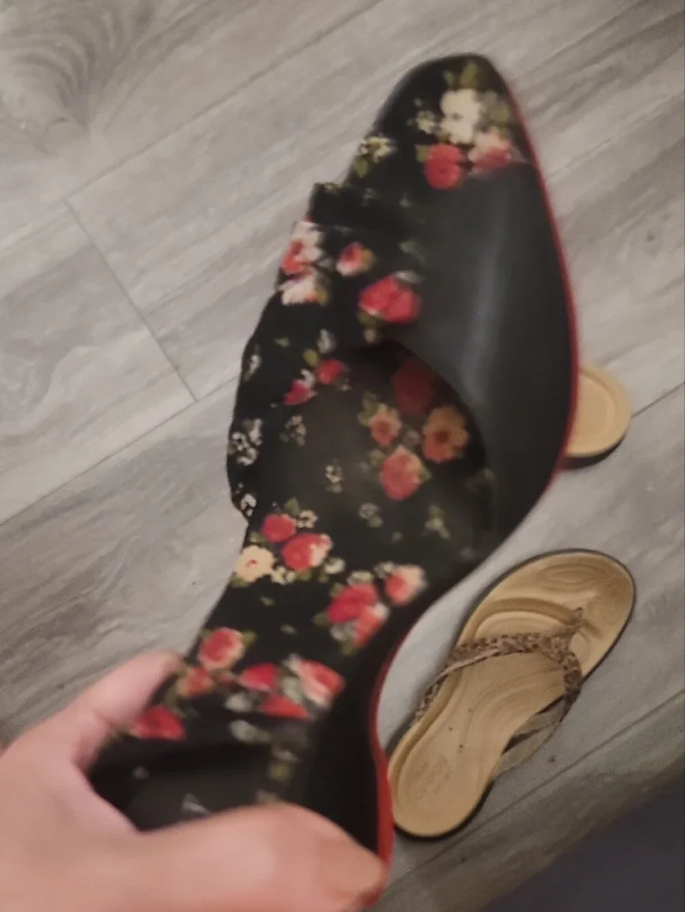 Floral Lace-Up Women's Sandals - Black Floral